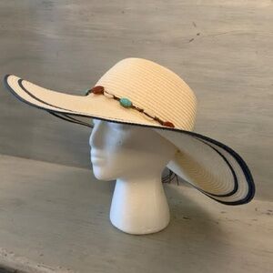 Beaded Faux Turquoise Amber Sea Shell Band Cream Navy Sunhat OS Good Condition